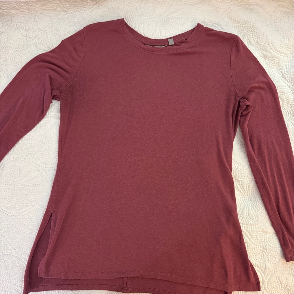 Athleta Long Sleeve Top in Dusty Rose